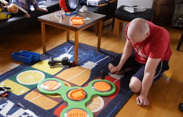 Foto - 3B yazıcıyla dev stres çarkı yaptı!