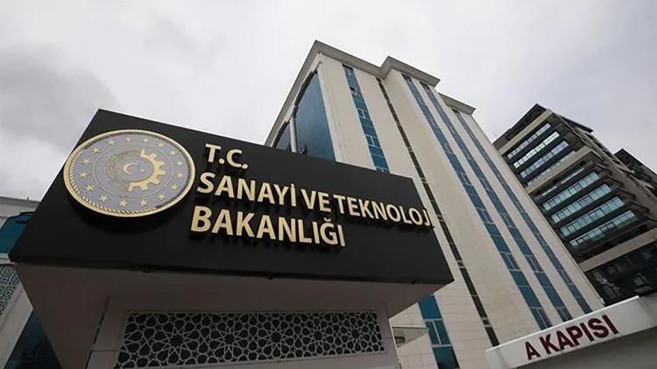 Foto - 4 bakanlık 165 personel alacak! İşte başvuru şartları ve detaylar