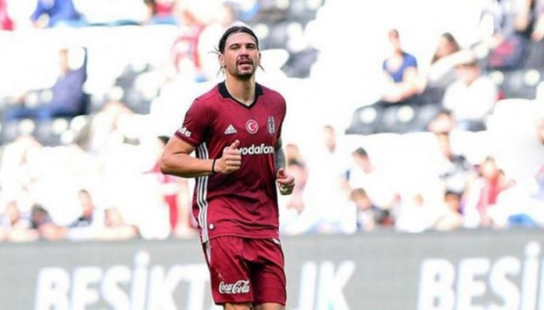 Foto - 4 büyüklerde ayrılması muhtemel futbolcular!