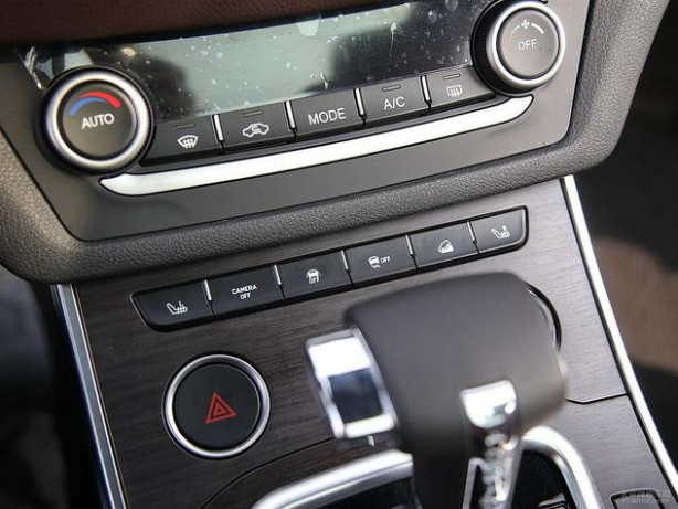 Foto - 4 kat daha ucuz! Peynir ekmek gibi sattı!