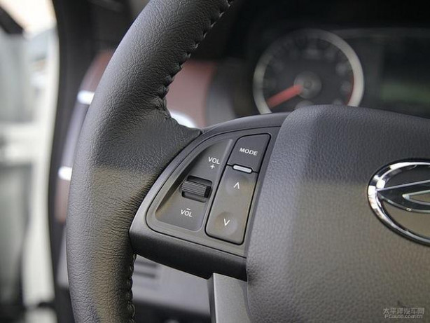 Foto - 4 kat daha ucuz! Peynir ekmek gibi sattı!