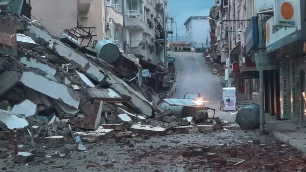Foto - 4 kente kritik deprem uyarısı! ‘Bunlar depremlerini bekliyor…’