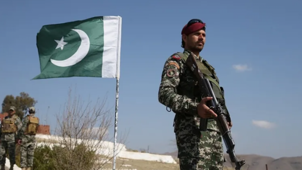 İki müslüman ülke çatıştı: 4 kişi hayatını kaybetti!