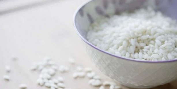 Foto - 4 kişilik pilav tarifi nasıl yapılır? Tam ölçülü pirinç pilavı tarifi 