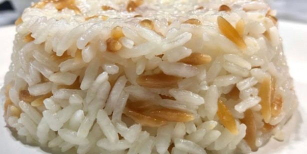 Foto - 4 kişilik pilav tarifi nasıl yapılır? Tam ölçülü pirinç pilavı tarifi 