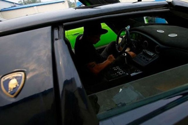 Foto - 4 sene uğraşıp Lamborghini yaptılar!