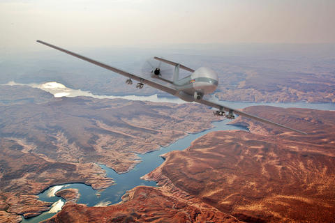 Foto - 4 ülke birleşti! Bayraktar TB2 SİHA'ya rakip İHA'yı yapıyorlar, çok büyük para harcadılar