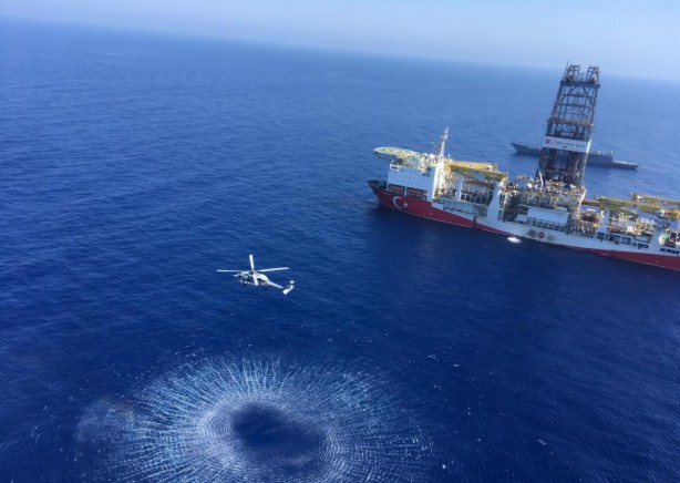 Foto - 4 ülke Türkiye'ye karşı harekete geçti! Savaş uçakları, hücum botları...