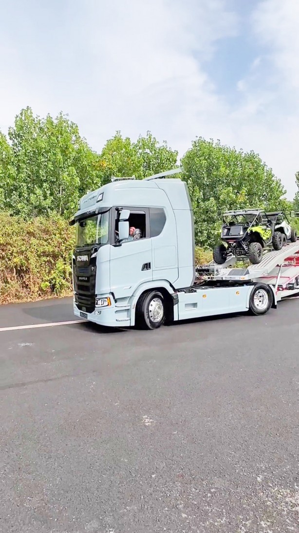 Foto - 4 yaşında ama TIR kulanıyor