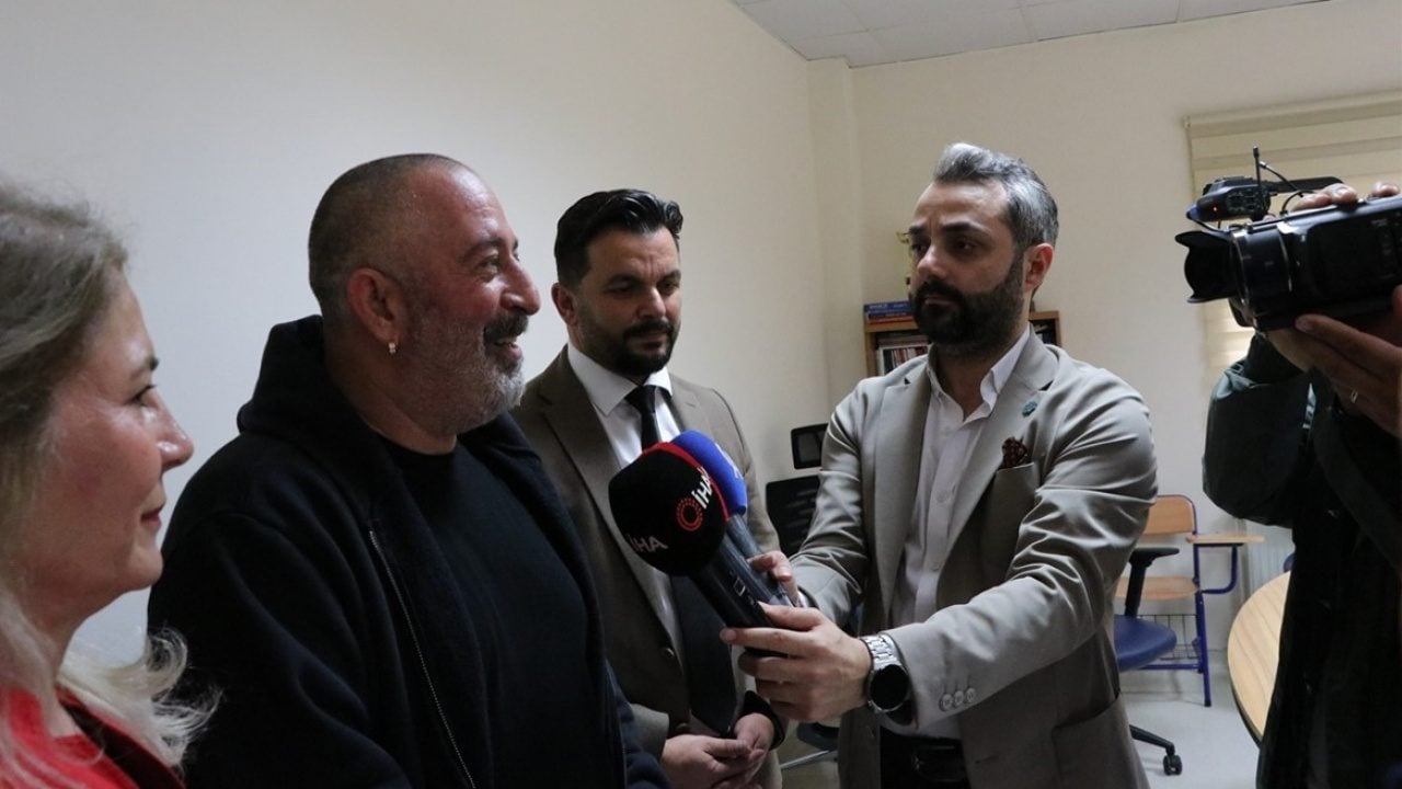 Foto - 40 gün sonra yeniden üniversite hastanesine geldi! Cem Yılmaz Çanakkale’de sağlık kontrolünden geçti