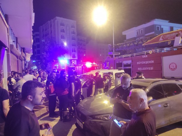 Foto - 40 kişi dumandan etkilendi