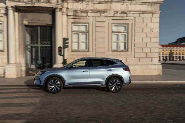 Foto - 40 liraya 111 kilometre yol giden otomobil Türkiye'ye geliyor! Fiyatı herkesi şaşırttı