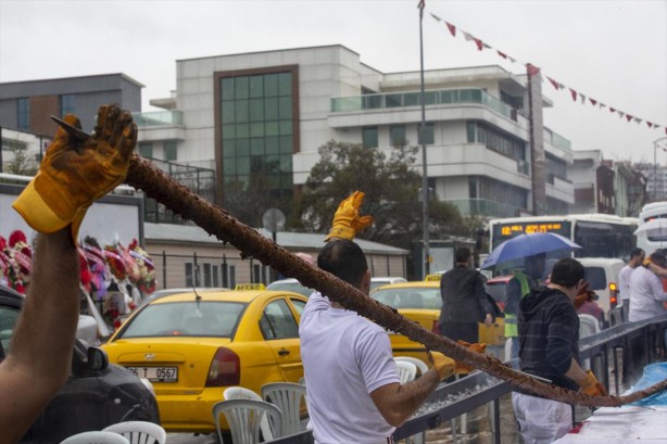 Foto - 40 metrelik Adana kebabı, saniyeler içinde tükendi