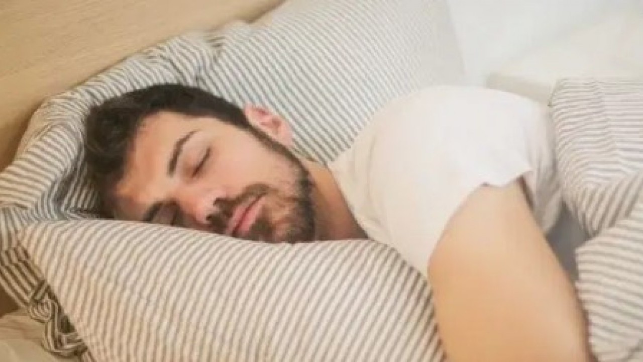 Foto - 40 yıl düşünsek aklımıza gelmez: Uyurken başucunuza limon koyun!