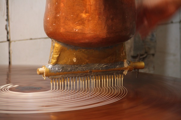 Foto - 40 yıllık kadayıf ustası yeniden işinin başına döndü