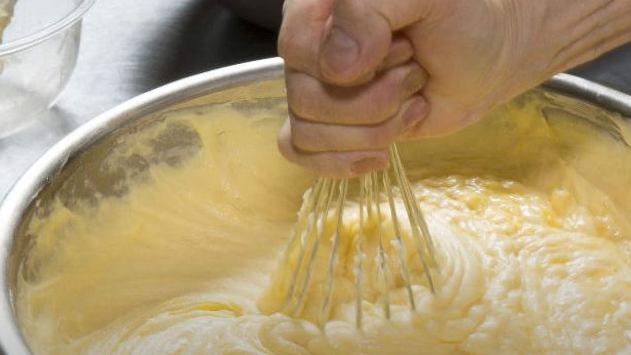 Foto - 40 yıllık pasta şefinden kek kabartmanın püf noktası: Hemen bunu yapın! Herkesi mest etti! 