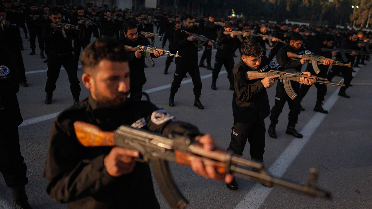 Foto - 400 Suriyeli eğitime alındı! "Tüm şehirlerde görev yapacaklar"
