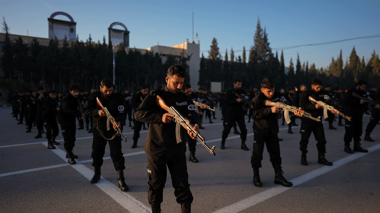 Foto - 400 Suriyeli eğitime alındı! "Tüm şehirlerde görev yapacaklar"