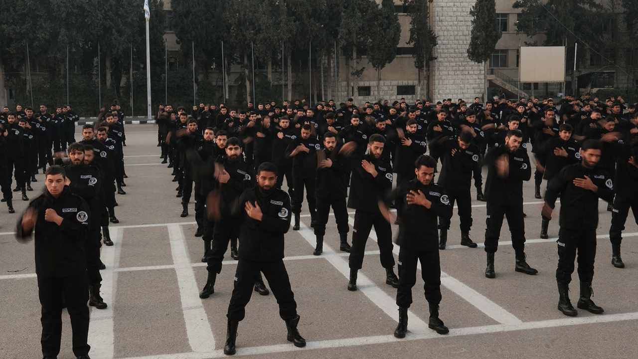 Foto - 400 Suriyeli eğitime alındı! "Tüm şehirlerde görev yapacaklar"