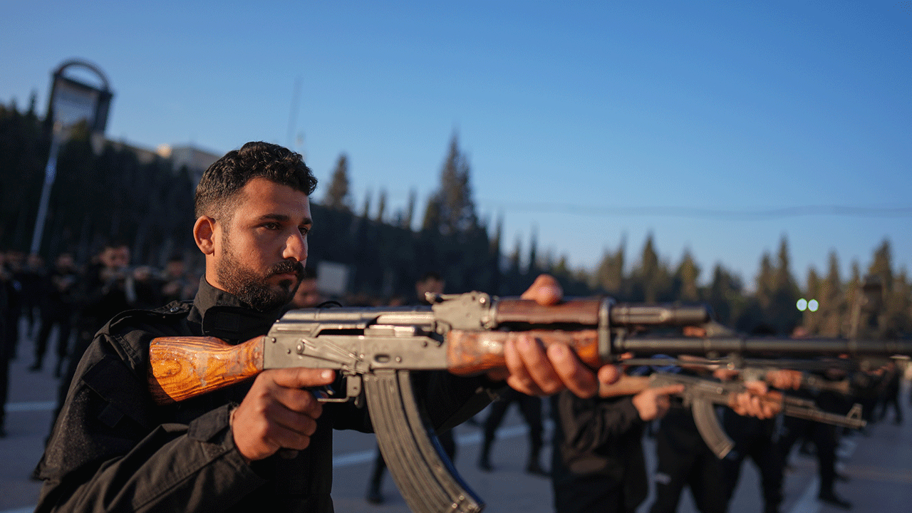 Foto - 400 Suriyeli eğitime alındı! "Tüm şehirlerde görev yapacaklar"