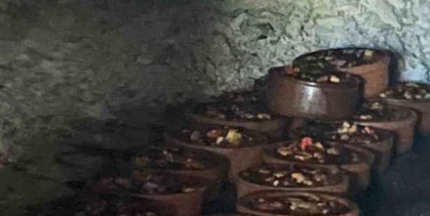 Foto - 400 yıldır haftada bir kez yapılıyor! Büyük ilgi gördü: Kavurma ve güveç yemek için akın ediyorlar