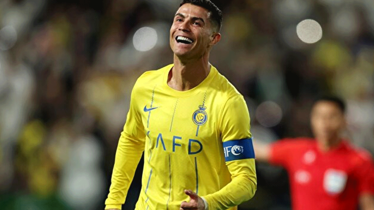 Foto - 40'a merdiven dayadı ama durdurabilen yok: Ronaldo bir ilki daha gerçekleştirdi!