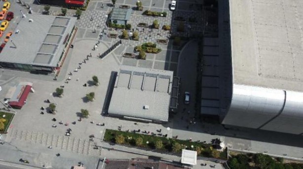 Foto - 42 gün sonra sokağa çıkan gençler bakın nereye koştu