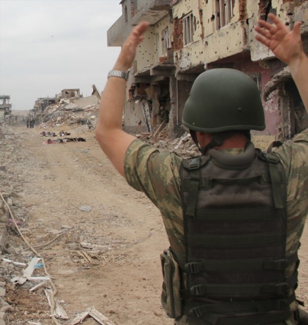 Foto - 42 PKK'lı işte böyle teslim oldu