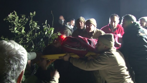 42 saat sonra kurtarılan 16 yaşındaki kızın isteği bakın ne oldu!