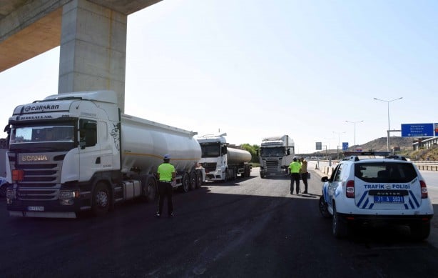 Foto - 43 ilin bağlantı noktasında denetimler artırıldı
