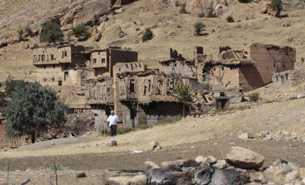 Foto - 43 yıldır tek bir kişi yaşamıyor! İşte o hayalet köyün terk edilme nedeni...