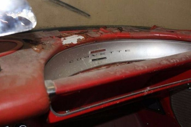 Foto - 44 sene sonra garajdan çıktı! 