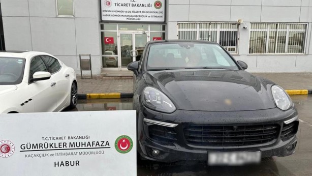 Foto - 445 milyon lira değerinde kaçak otomobil operasyonu