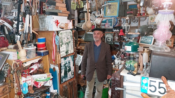 45 yıldır bu işi yapıyor! Antikaların sayısını artık hesaplayamıyor