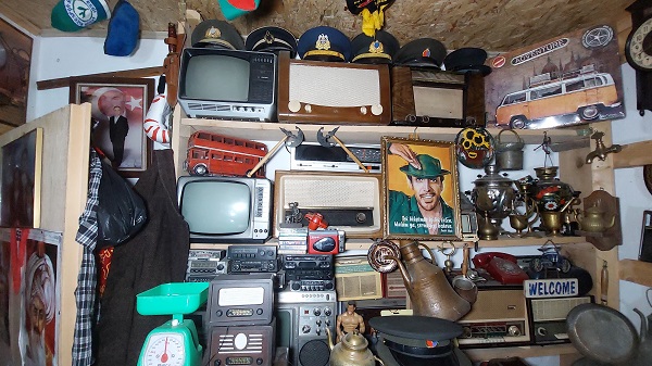 Foto - 45 yıldır bu işi yapıyor! Antikaların sayısını artık hesaplayamıyor