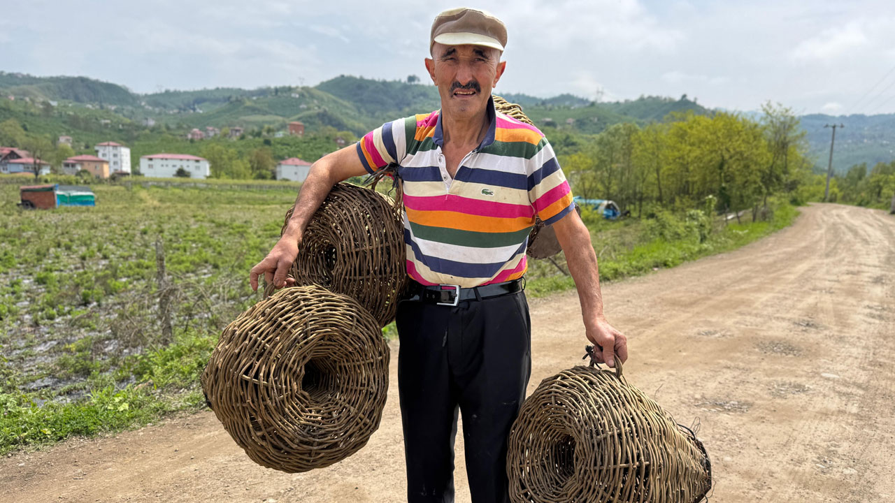 Foto - 45 yıldır geçimini böyle sağlıyor! Endüstriye direnen zanaatkar