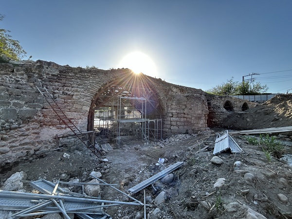 Foto - 450 yıllık köprüde çalışmalar başladı! Bir zamanlar hac yolundaki kervanların güzergahındaydı