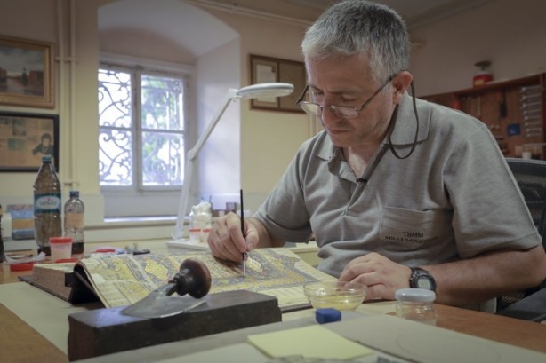 Foto - 455 yıllık Kur'an-ı Kerim onarılıyor