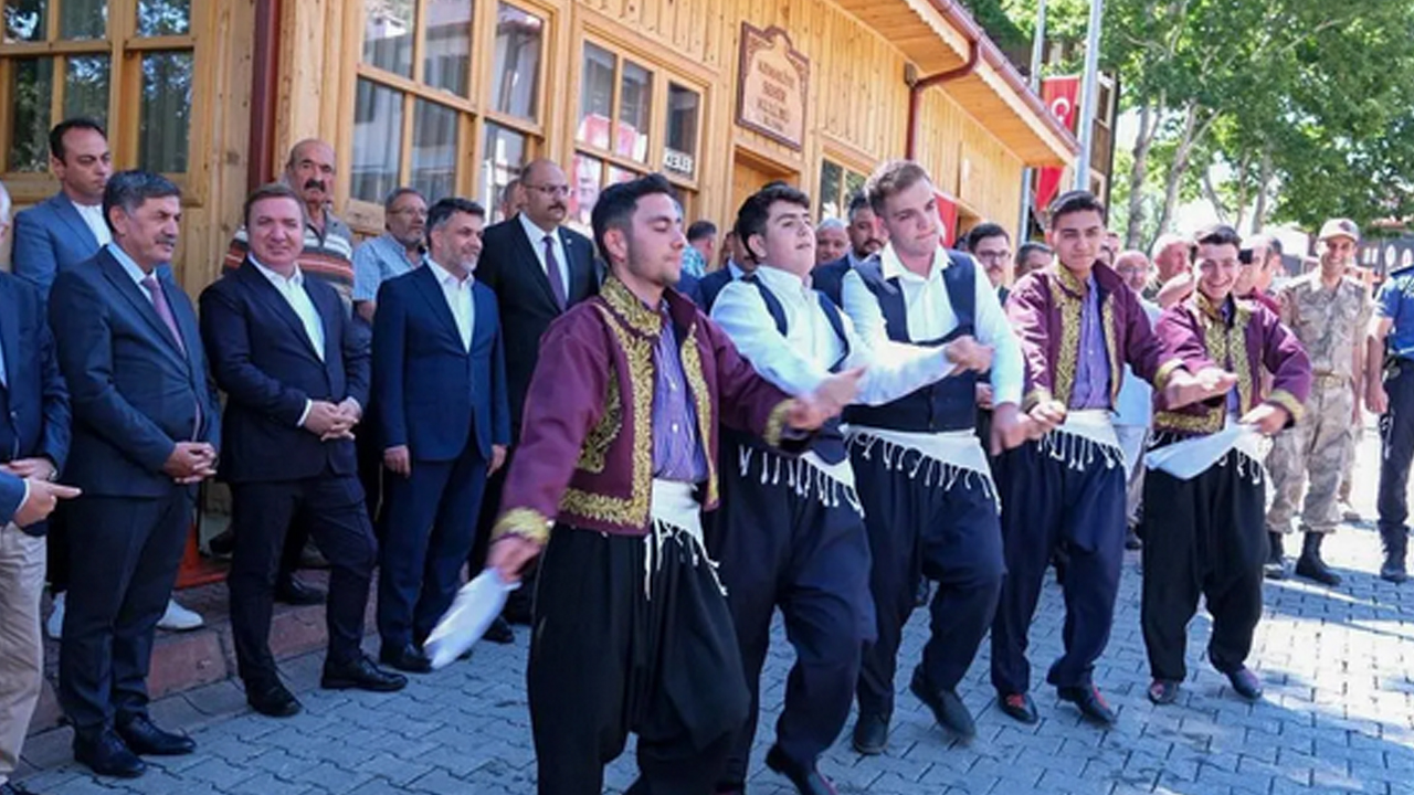 Foto - 46. Kemaliye (Eğin) Uluslararası Kültür ve Doğa Sporları Şenliği Başladı