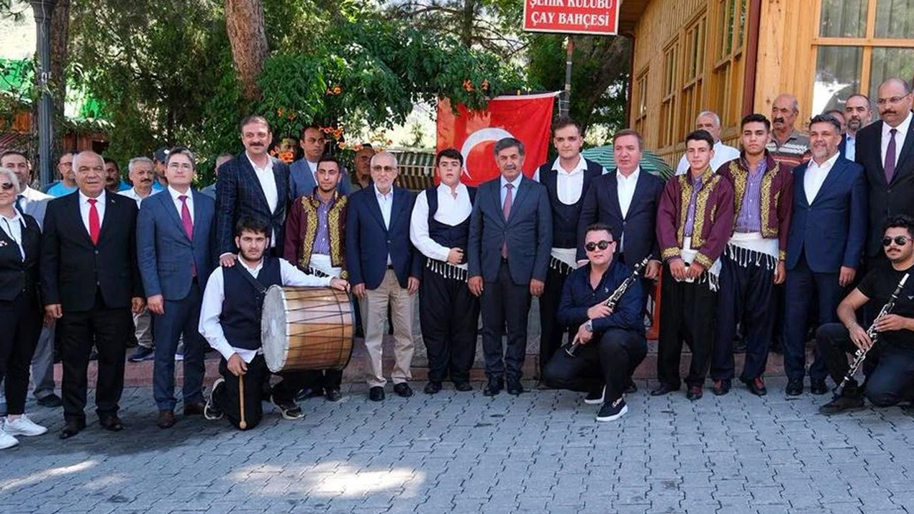 Foto - 46. Kemaliye (Eğin) Uluslararası Kültür ve Doğa Sporları Şenliği Başladı