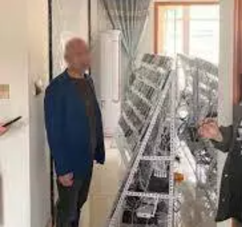 Foto - 4.600 telefon satın aldı! 415 bin dolar kazandı