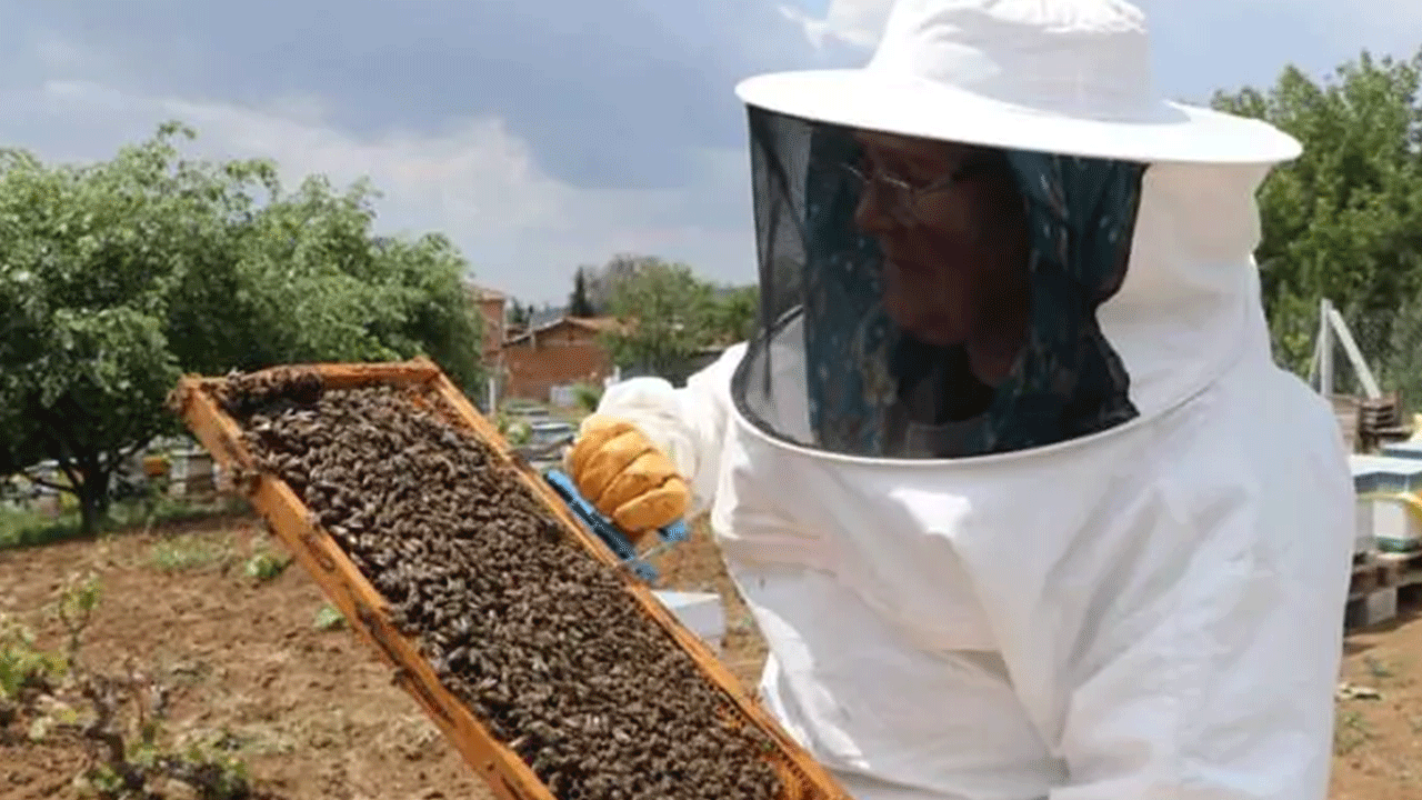 Foto - 47 yıldır bu işi yapıyor...Mesleği kayınpederinden öğrendi!