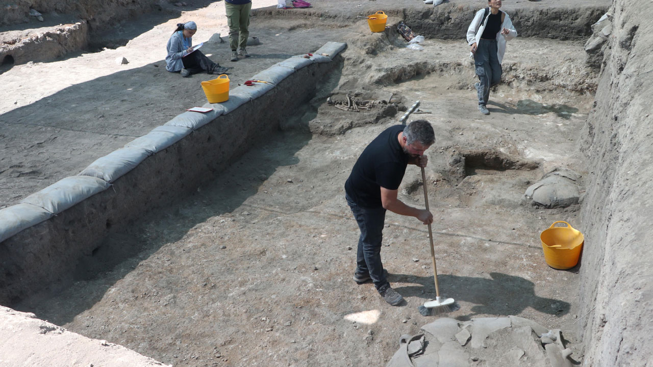 Foto - 5 bin yıllık sır perdesi aralanıyor! Küllüoba’da şiddet ve hastalık izleri