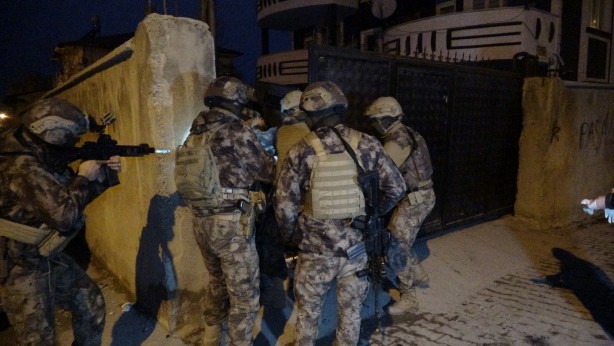 Foto - 5 ilde şafak operasyonu