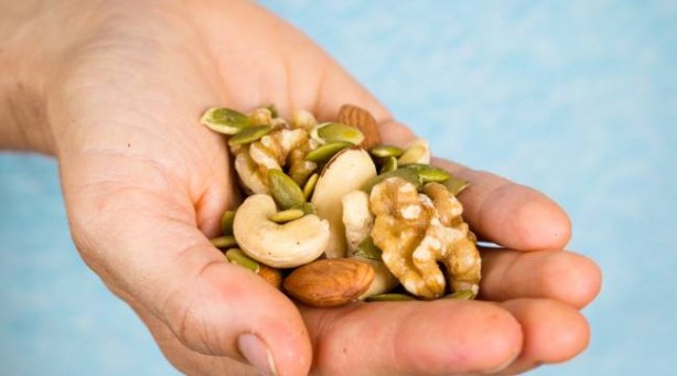 Foto - 5 uzman, beyin sağlığı ve uzun ömür için sık yedikleri 5 yiyeceği açıkladı