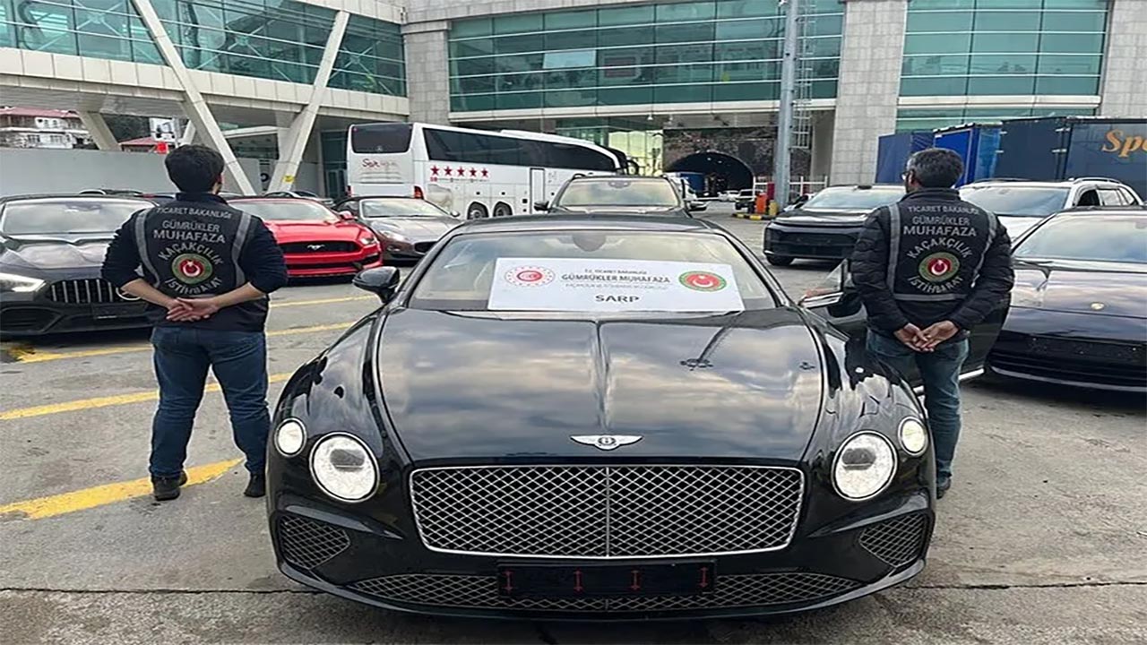 Foto - 50 lüks araca el konuldu! Bakanlık operasyonu açıkladı!