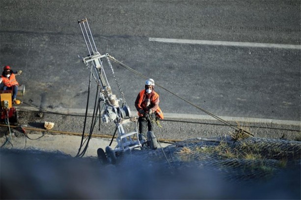 Foto - 50 metreyi 45 saniyede tırmanıyor!