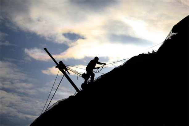 Foto - 50 metreyi 45 saniyede tırmanıyor!