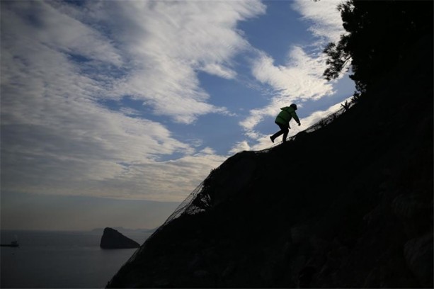 Foto - 50 metreyi 45 saniyede tırmanıyor!