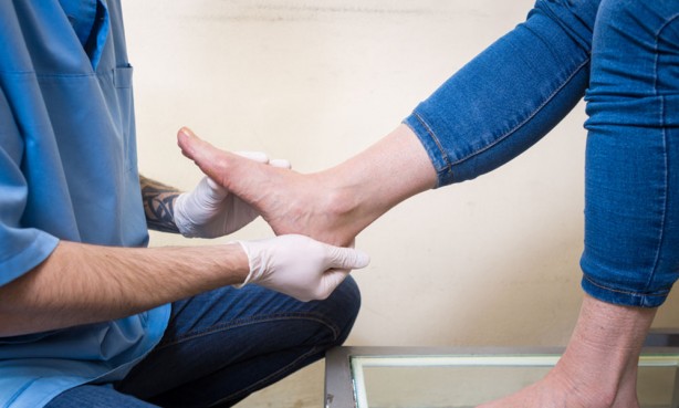 Foto - 50 yaşından sonra aman dikkat! Ayaklarınızda bunlar oluyorsa...